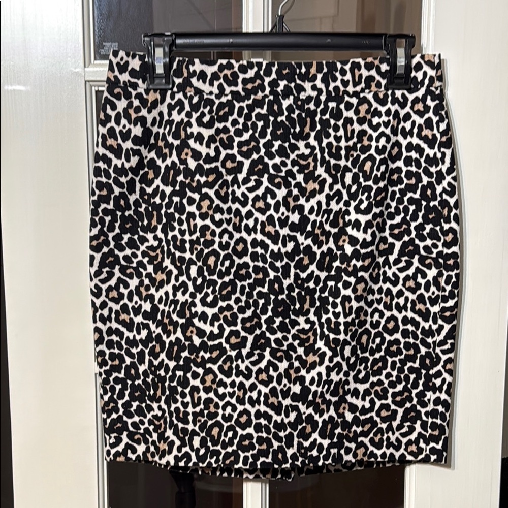 J CREW Classic Preppy Leopard Animal Print Pencil Skirt Size 2P